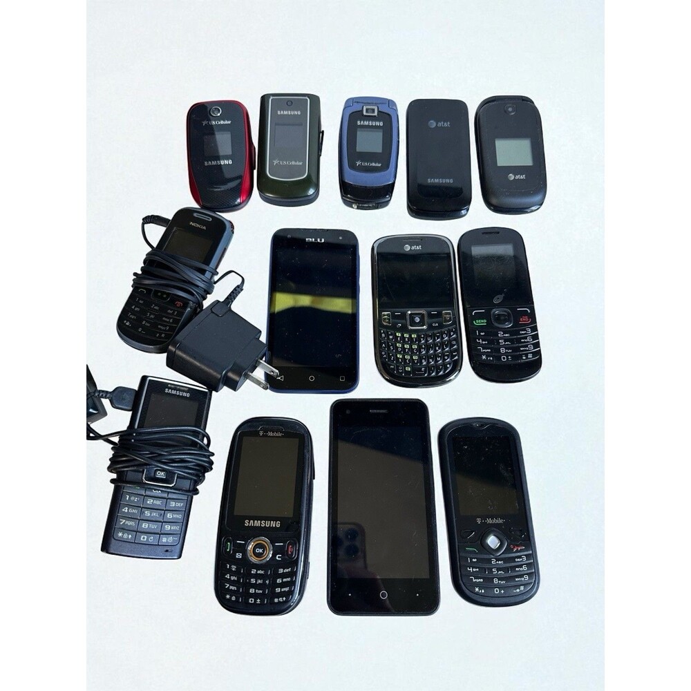 Lot of 13 Vintage Cell Phones Mixed Lot Samsung Nokia, Alcatel ZTE BLU, Sidekick